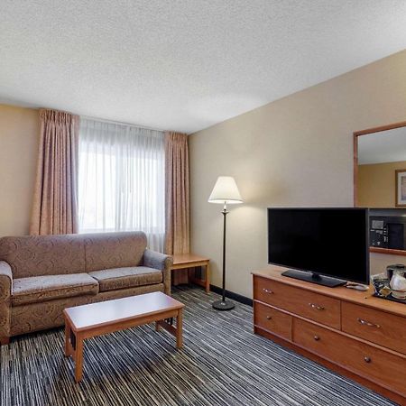Quality Inn & Suites Wellington - Fort Collins Экстерьер фото