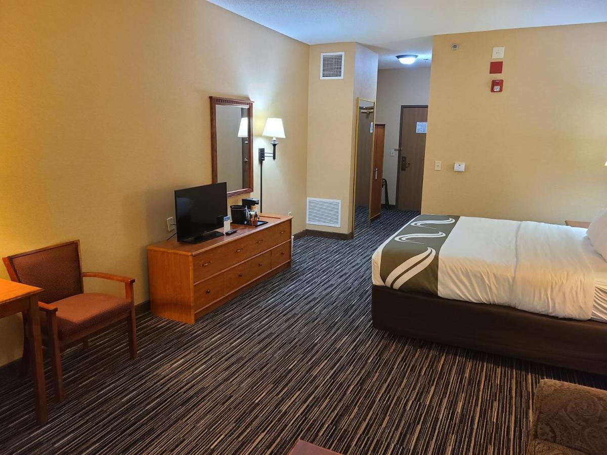 Quality Inn & Suites Wellington - Fort Collins Экстерьер фото