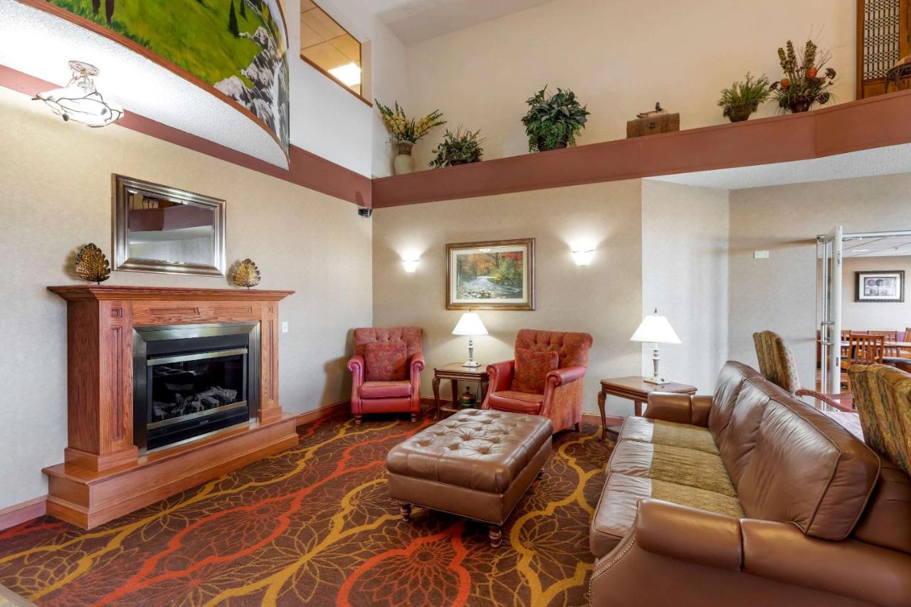 Quality Inn & Suites Wellington - Fort Collins Экстерьер фото