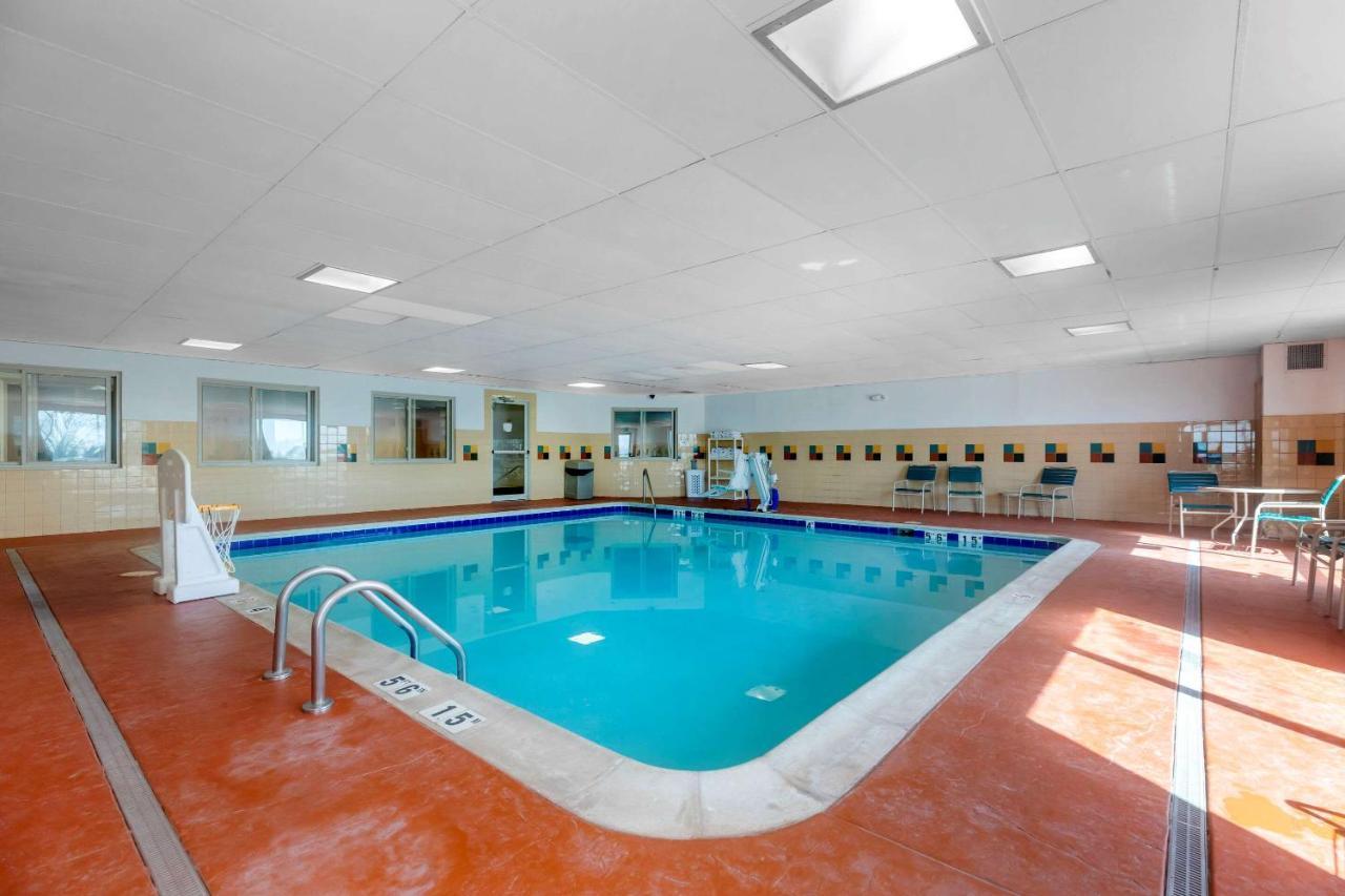 Quality Inn & Suites Wellington - Fort Collins Экстерьер фото