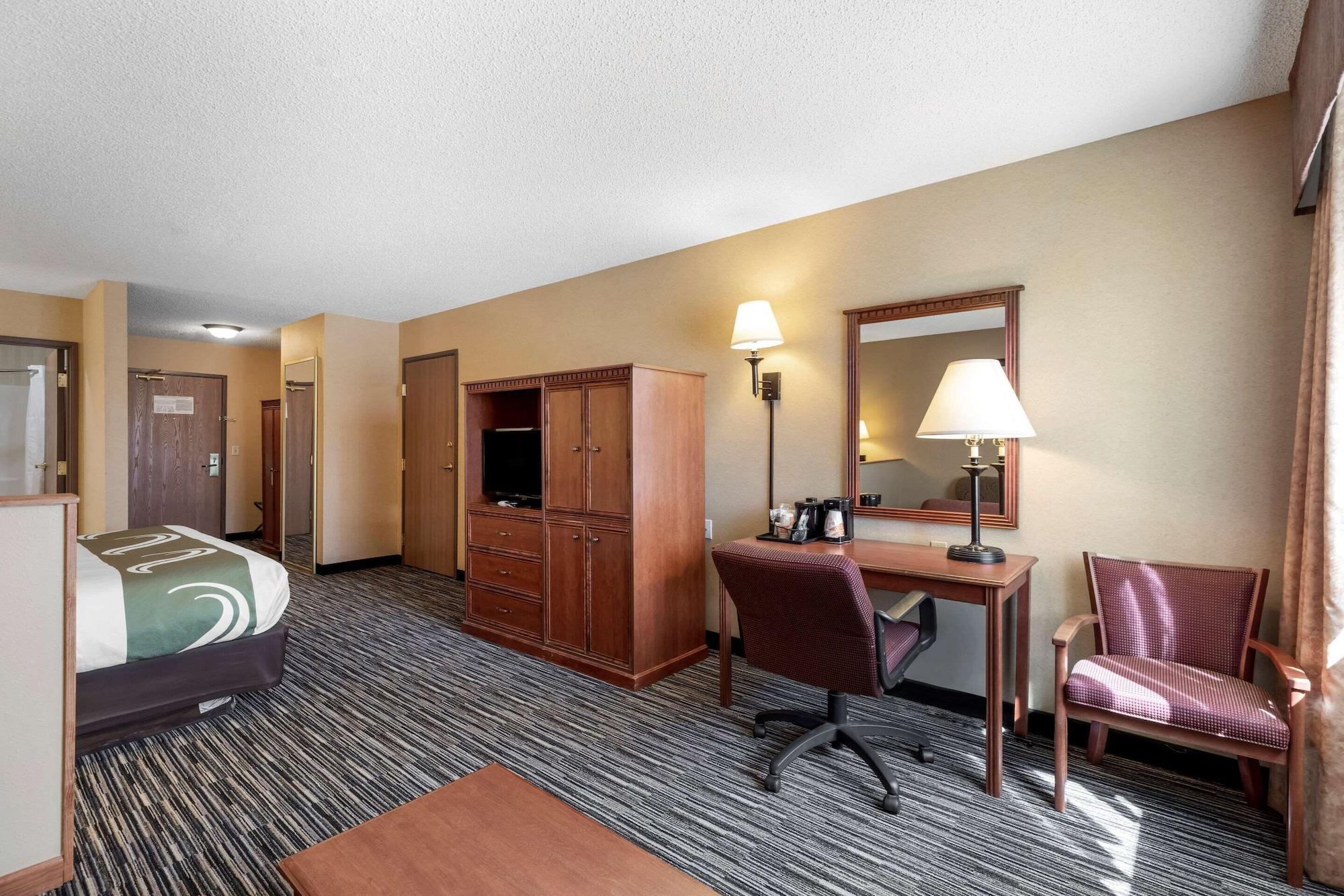 Quality Inn & Suites Wellington - Fort Collins Экстерьер фото
