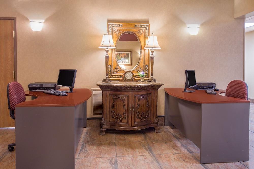 Quality Inn & Suites Wellington - Fort Collins Экстерьер фото