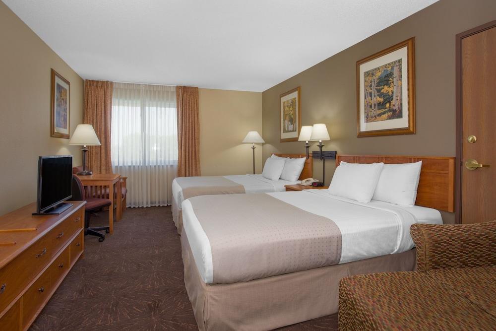 Quality Inn & Suites Wellington - Fort Collins Экстерьер фото